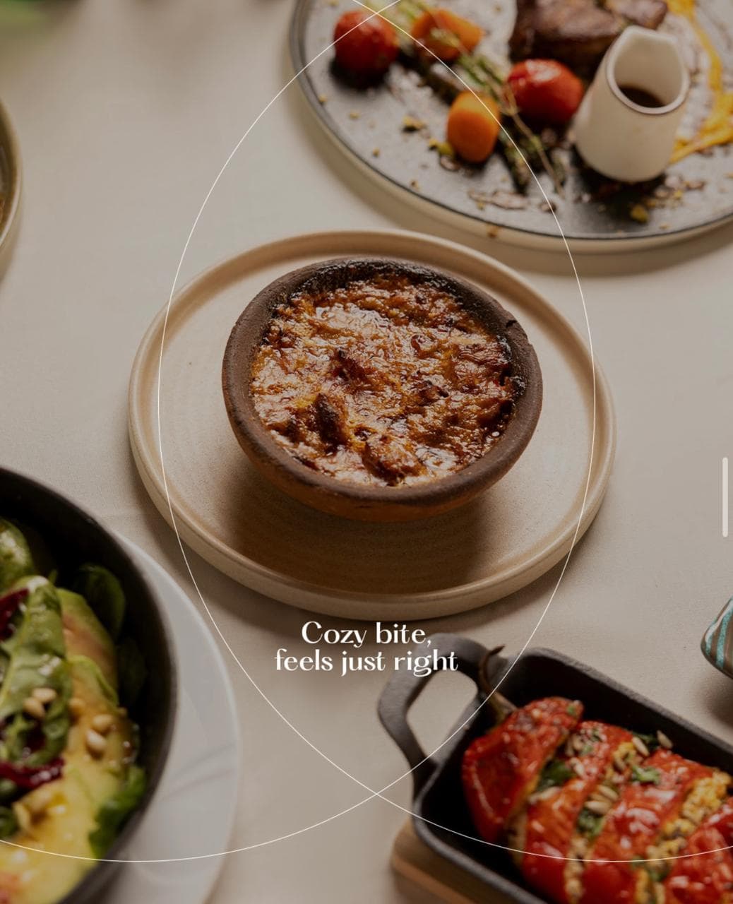 Tavë e pjekur tradicionale shqiptare Farm 88 restorant